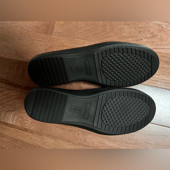 Brand new comfortable women loafers , cushioned 9M - Picture 2 of 6